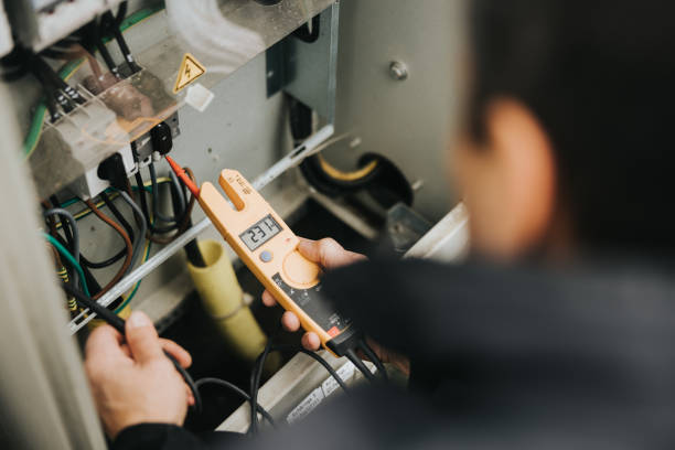 Best 24-Hour Electrician  in Willoughby Hills, OH