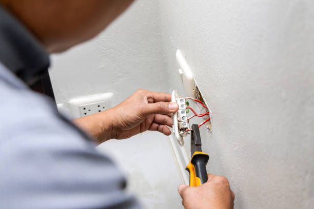 Best Industrial Electrical Services  in Willoughby Hills, OH